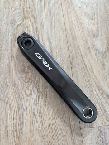 Použité Shimano GRX FC-RX810 + 4iiii Powermeter 2024 Drivetrain & Pedals