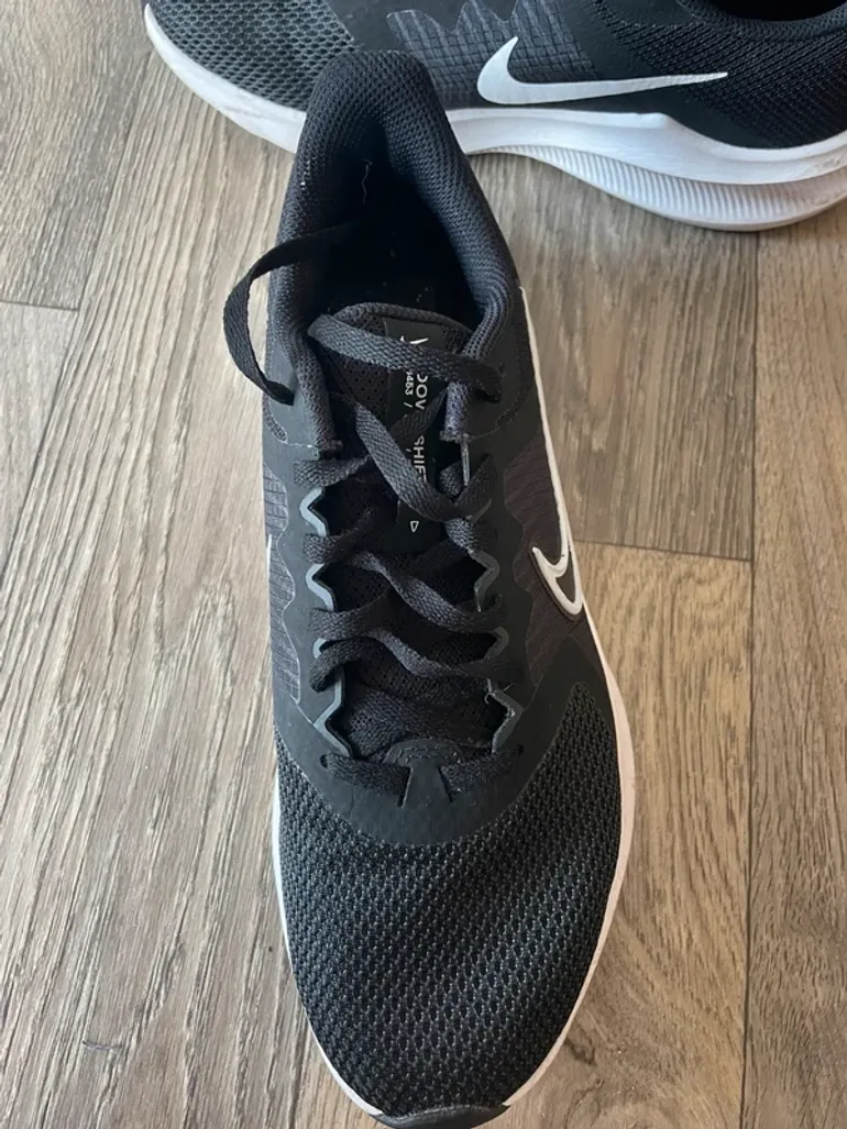Käytetty Nike Sportschuhe mit dicker Sohle bike — kuva 4 / 6