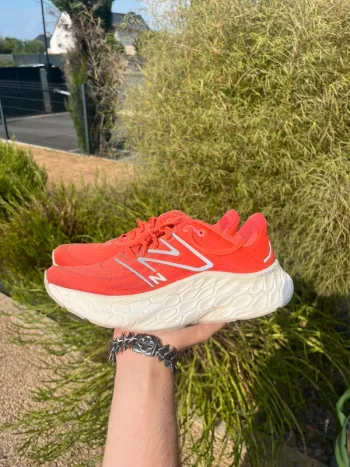 Brugt New Balance Fresh Foam X More v4 Running Shoes