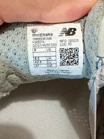 New Balance Hierro v9 bike usato — immagine 6 di 6