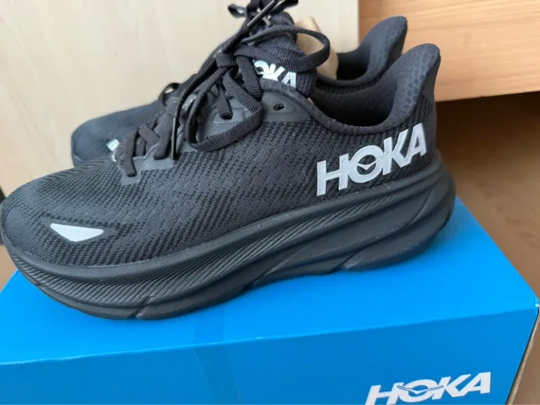 Used Hoka Clifton 9 bike — image 4 of 4