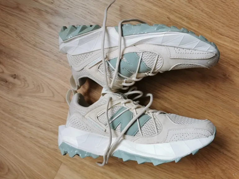 Used New Balance Trail Shoes bike — image 3 of 5