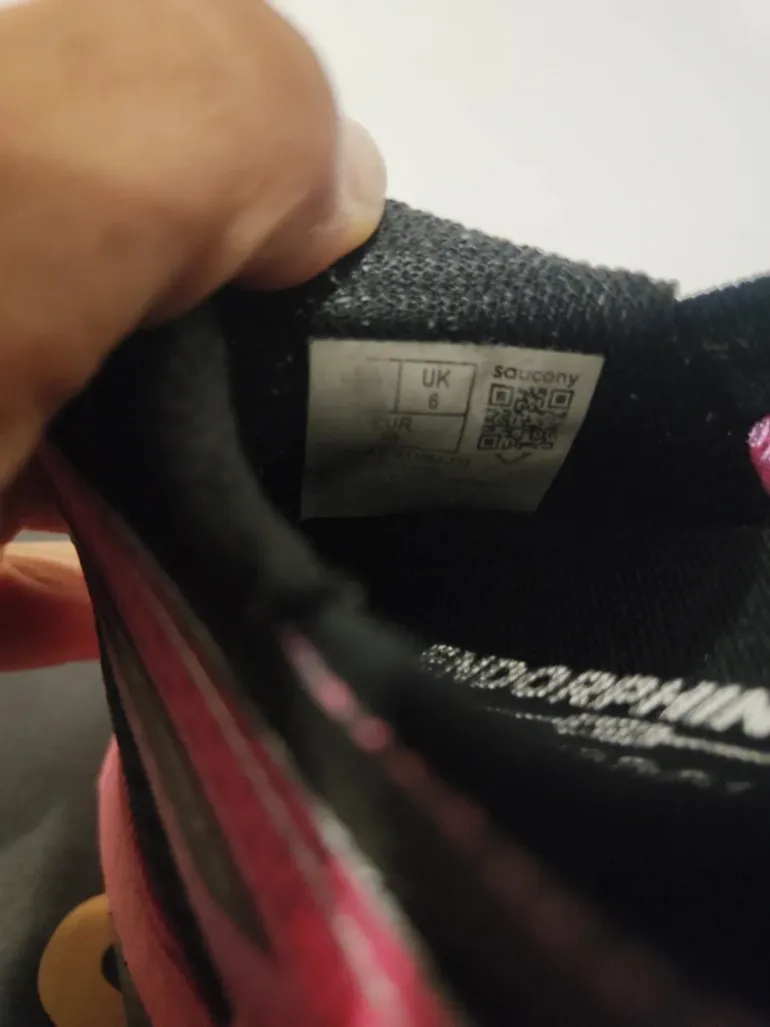 Used Saucony Running Shoes bike — image 8 of 15
