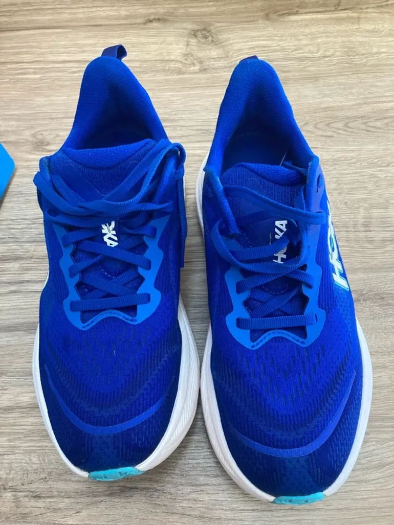 Hoka Running Shoes 2025 bike usato — immagine 2 di 2