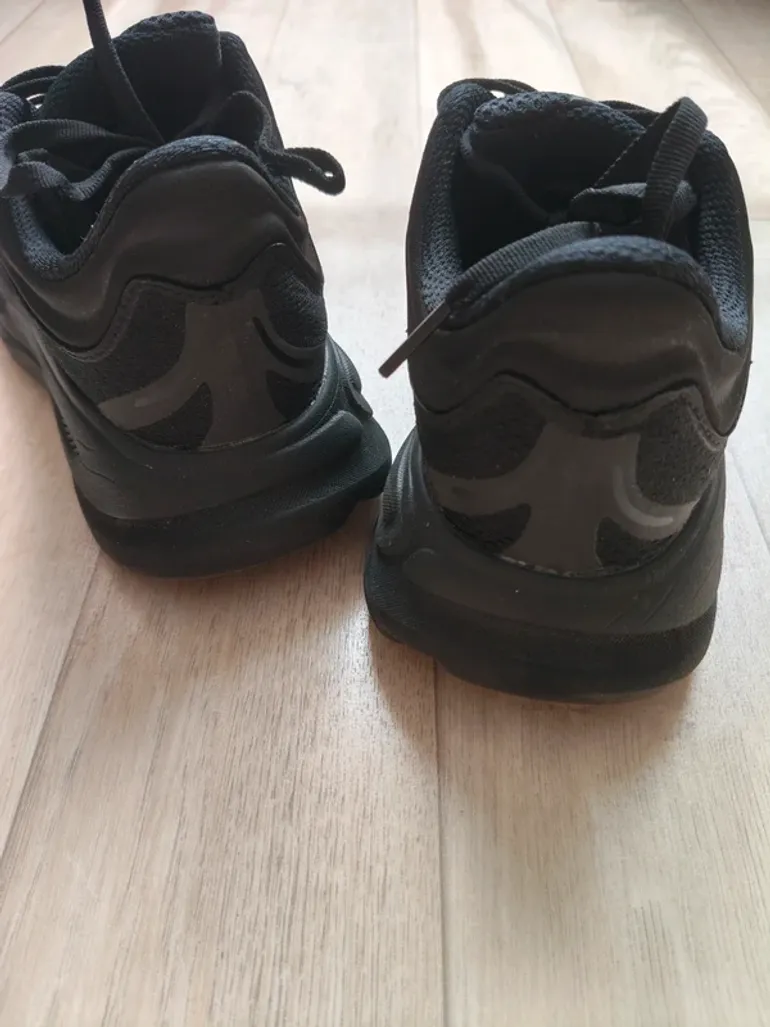 Käytetty Hoka Shoes size 36 bike — kuva 3 / 7