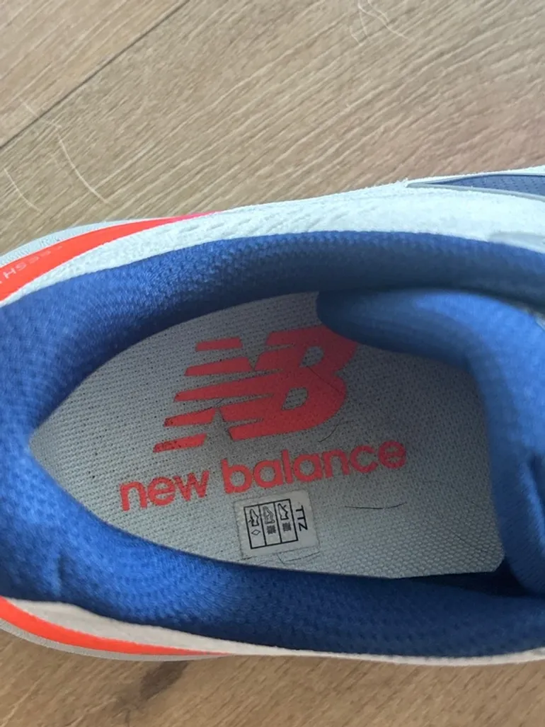 Tweedehands New Balance 860 bike — afbeelding 11 van 11