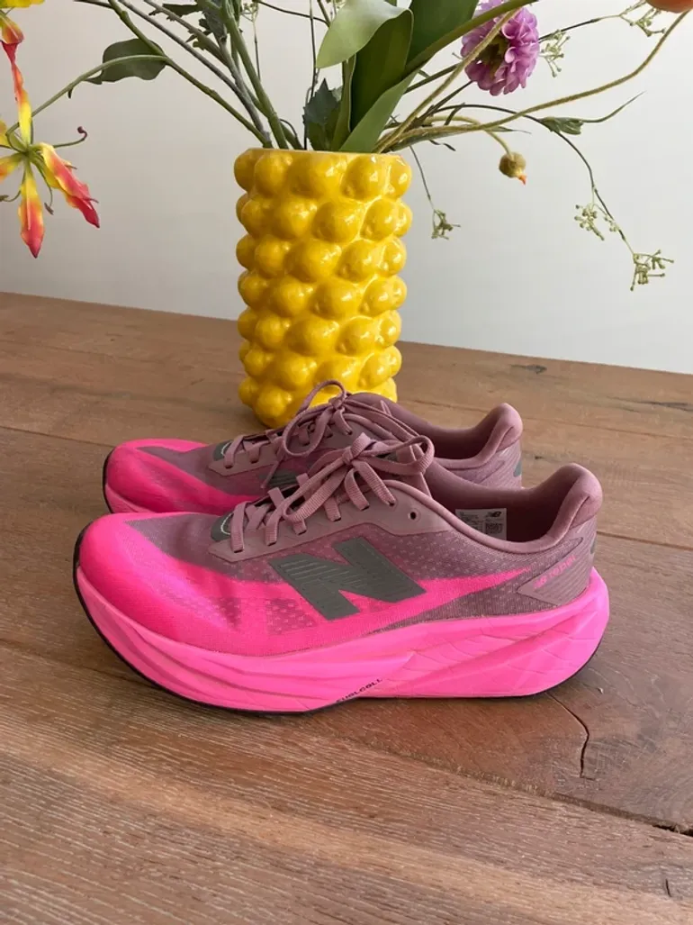 New Balance Rebel v5 bike usato — immagine 2 di 9