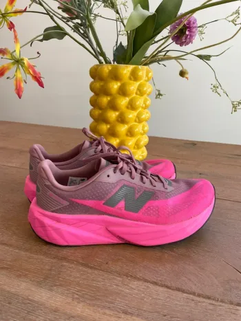 New Balance Rebel v5 bike usato — immagine 9 di 9