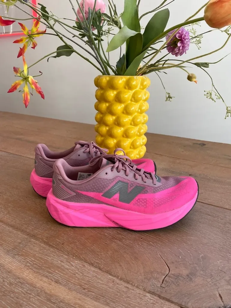 New Balance Rebel v5 bike usato — immagine 7 di 9