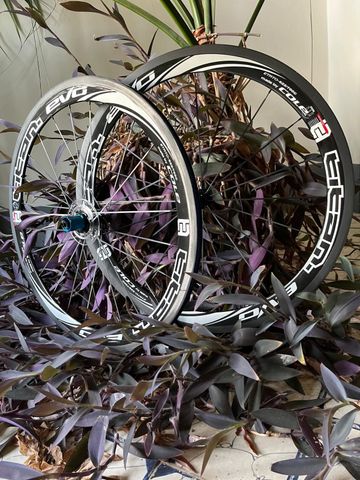 Used Titan By Cole EVO bike — image 1 of 7
