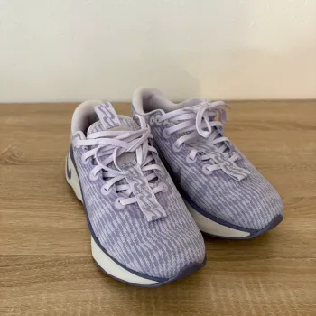 Used Nike Walking Shoes Running Shoes