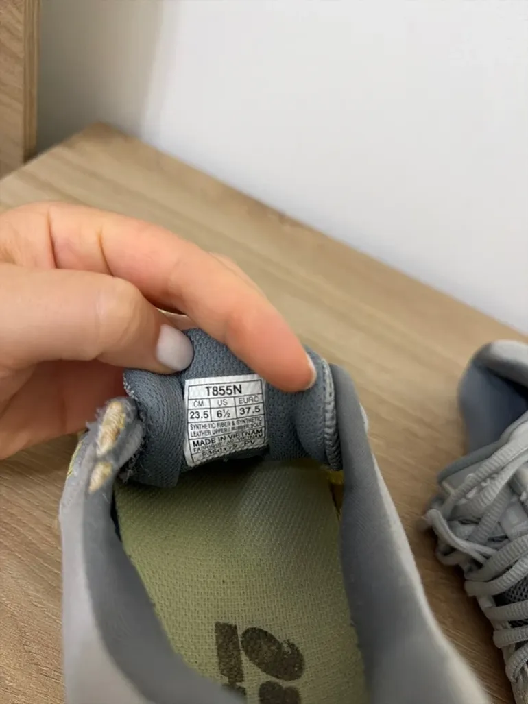 Used Asics Shoes bike — image 9 of 9