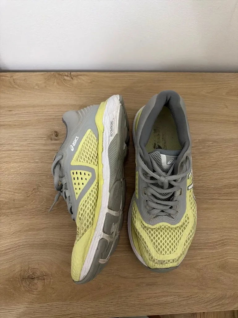 Used Asics Shoes bike — image 5 of 9