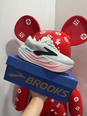 Used Brooks Glycerin Max Running Shoes