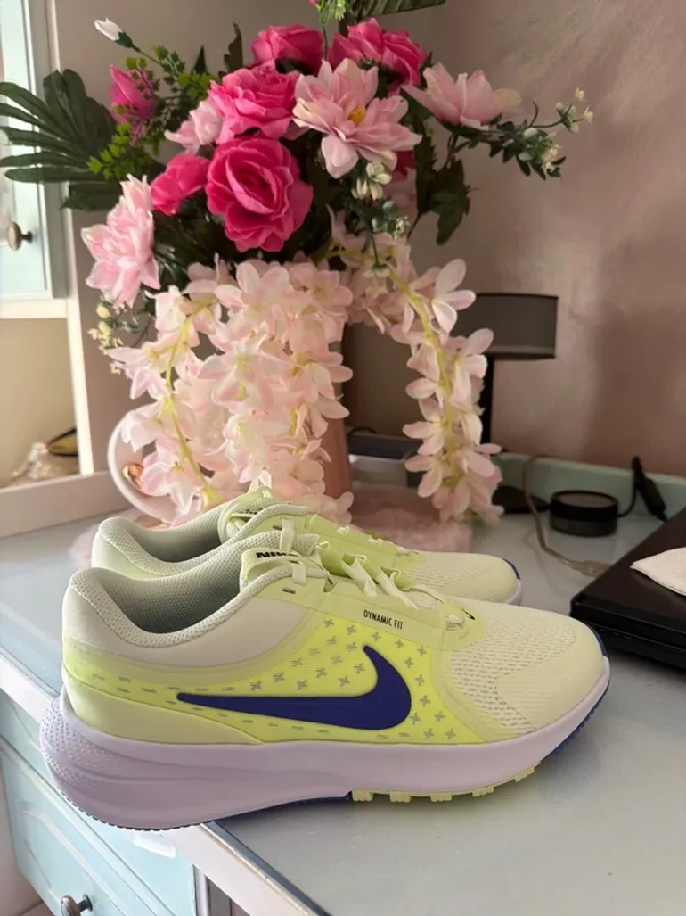 Used Nike Donna Running Shoes bike — image 6 of 8