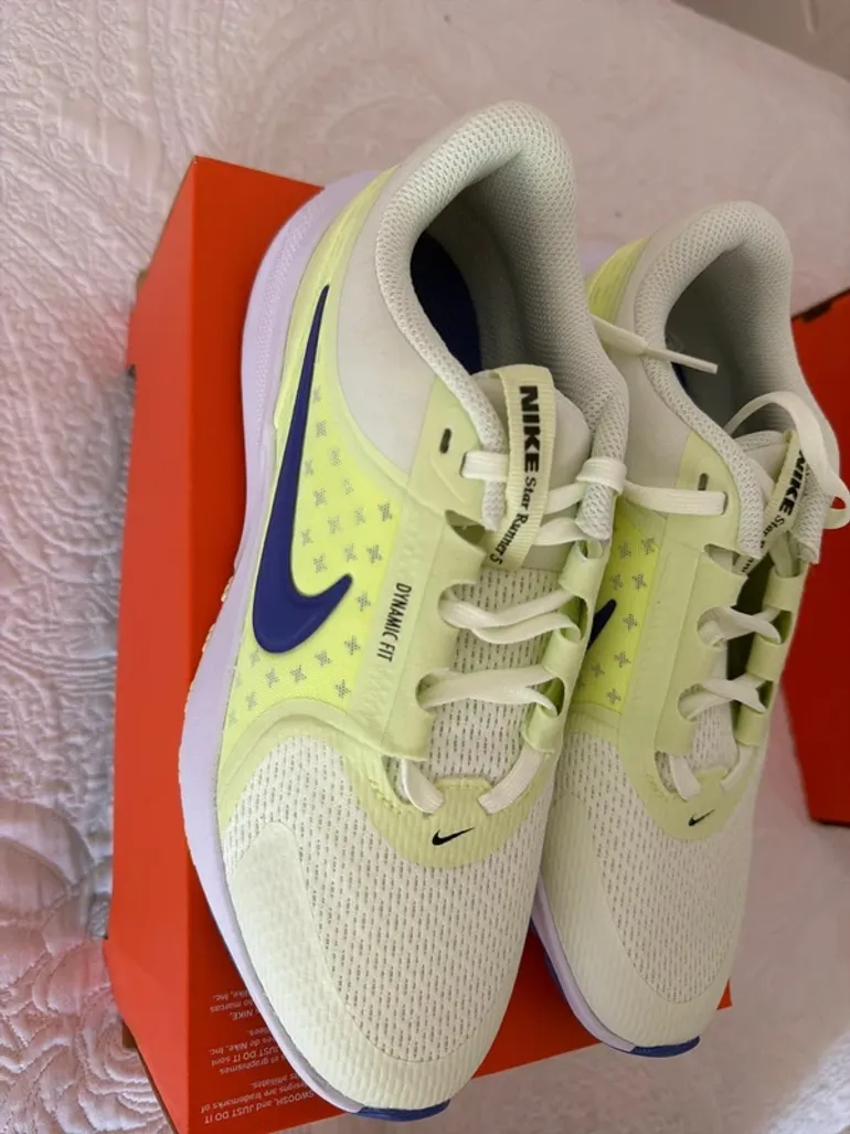 Used Nike Donna Running Shoes bike — image 5 of 8