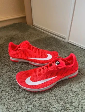 Used Nike Zoom Streak Running Shoes