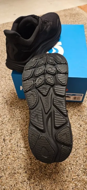 Tweedehands Hoka Clifton 10 bike — afbeelding 2 van 5