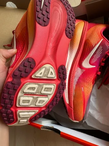 Used Nike Vomero 18 bike — image 3 of 3