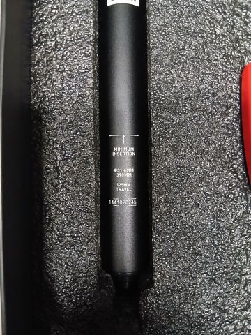 Brugt RockShox Reverb AXS 2026 bike — billede 2 af 2