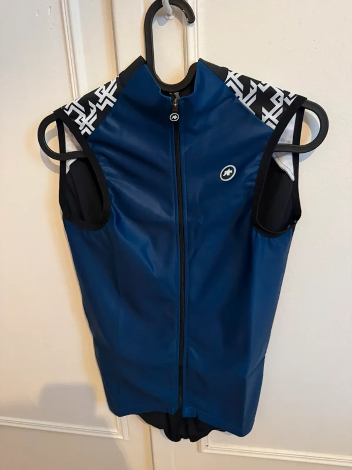Pas Normal Studios Mille GT Spring Fall Vest | buycycle