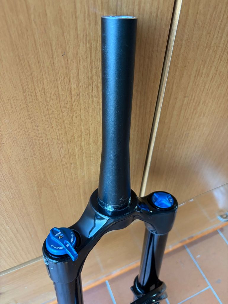 Fox performance 36 160 2026 bike d'occasion — image 3 sur 7