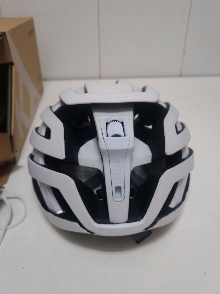 Brugt Lazer Z1 KinetiCore 2026 bike — billede 3 af 6