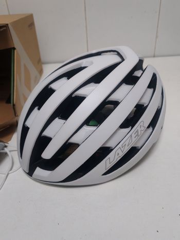 Brugt Lazer Z1 KinetiCore 2026 bike — billede 4 af 6
