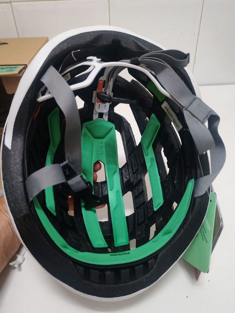 Brugt Lazer Z1 KinetiCore 2026 bike — billede 2 af 6