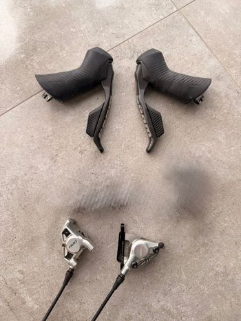 Tweedehands Sram Red AXS E1 Shift Levers and Brake Calipers 2025 Drivetrain & Pedals