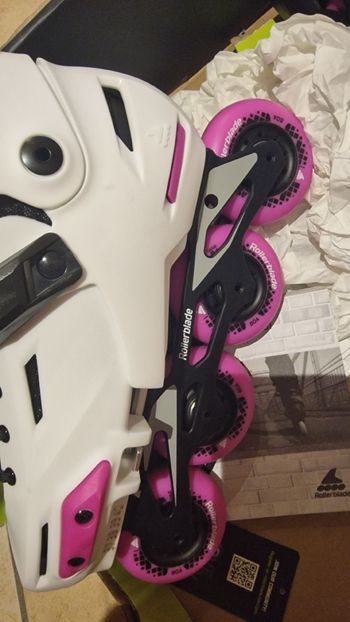Used Apeks Rollerblade 2025 bike — image 2 of 4