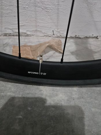 Tweedehands OQUO RP35PRO complete wheelset 2025 bike — afbeelding 4 van 10