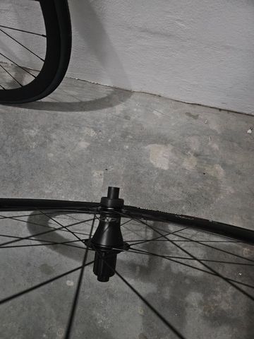 Used OQUO RP35PRO complete wheelset 2025 bike — image 6 of 10