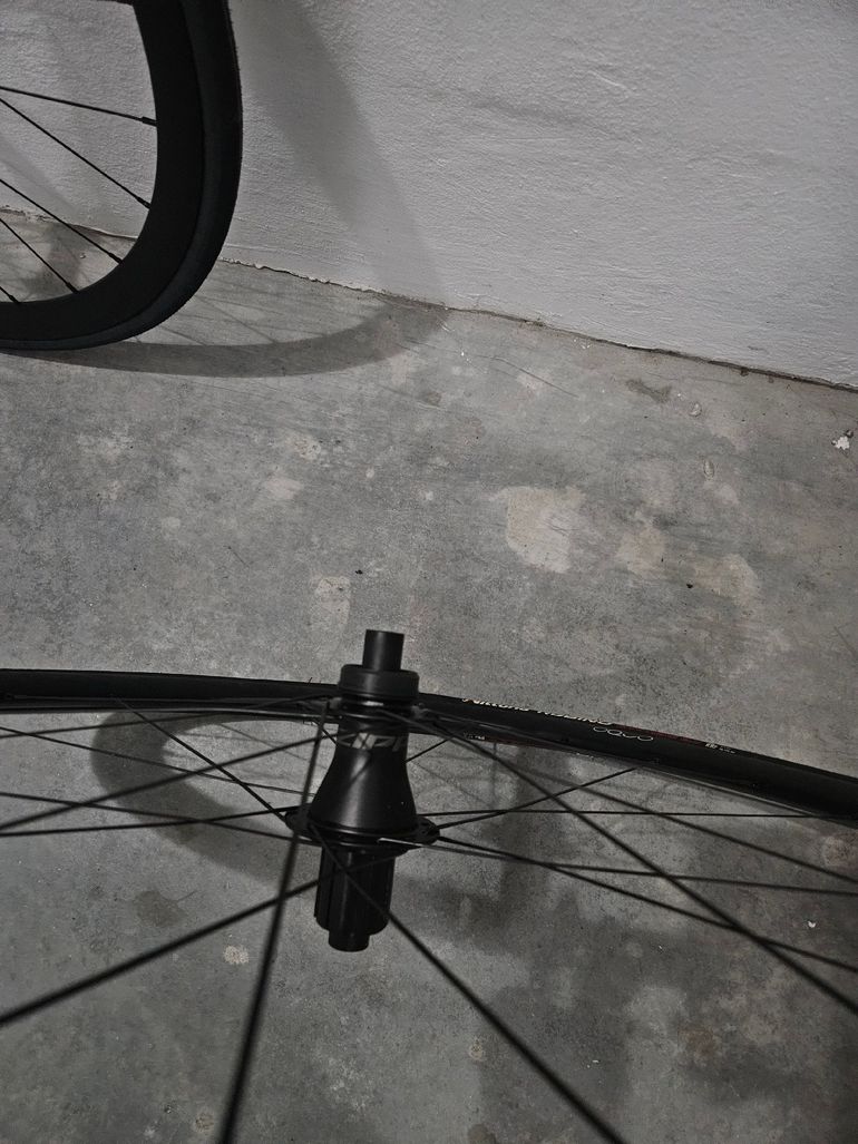 Tweedehands OQUO RP35PRO complete wheelset 2025 bike — afbeelding 6 van 10