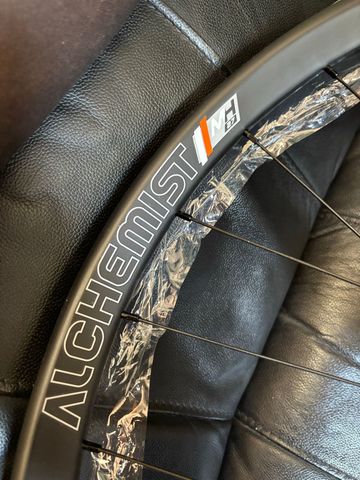 Used Miche Alchemist H27 bike — image 2 of 2
