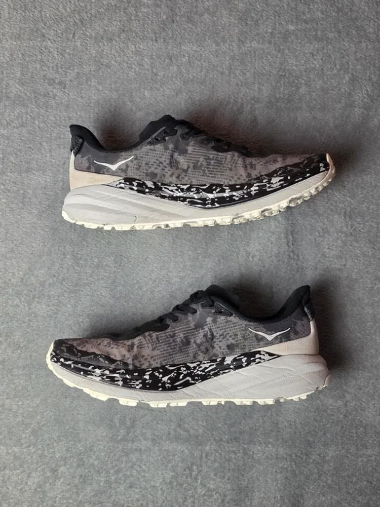 Hoka Speedgoat 6 bike d'occasion — image 3 sur 5