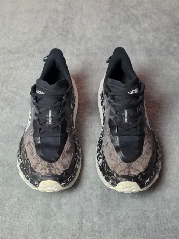 Hoka Speedgoat 6 bike d'occasion — image 4 sur 5