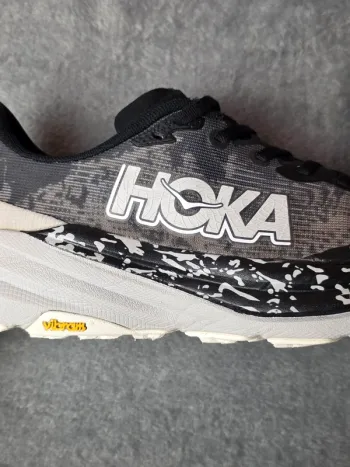 Hoka Speedgoat 6 bike d'occasion — image 2 sur 5