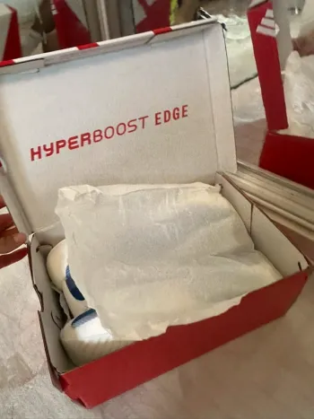 Used Adidas Hyper Boost bike — image 3 of 12