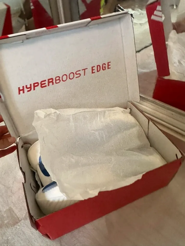 Used Adidas Hyper Boost bike — image 3 of 12
