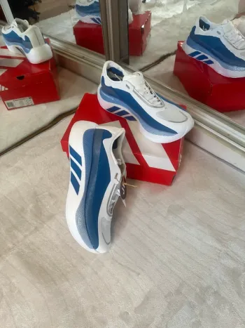 Used Adidas Hyper Boost bike — image 8 of 12