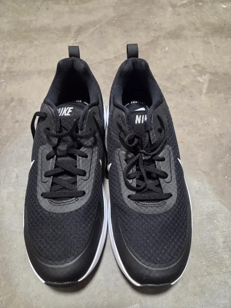 Used Ideal Sneaker bike — image 2 of 5