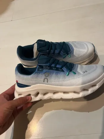 Used On Running Cloud bike — image 2 of 6