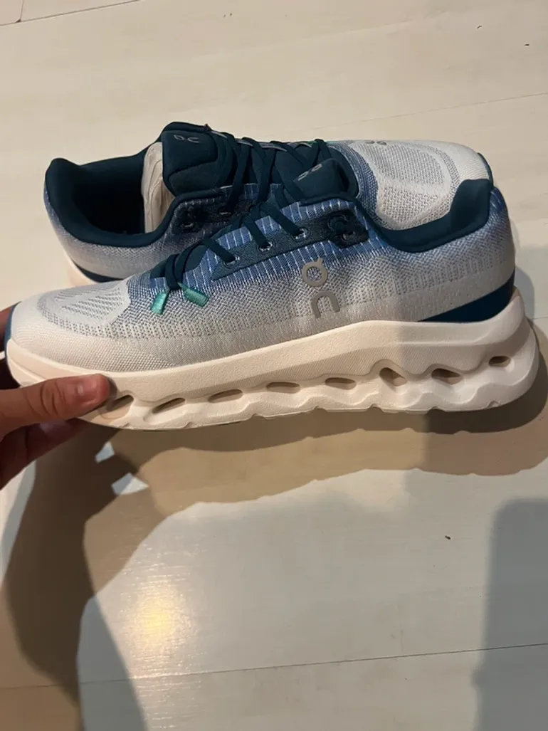 Used On Running Cloud bike — image 3 of 6