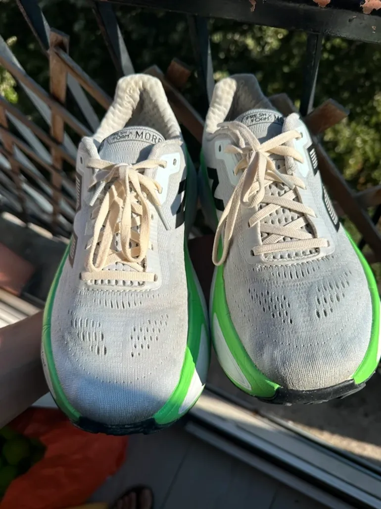 Used New Balance Fresh Foam More V5 bike — image 3 of 11