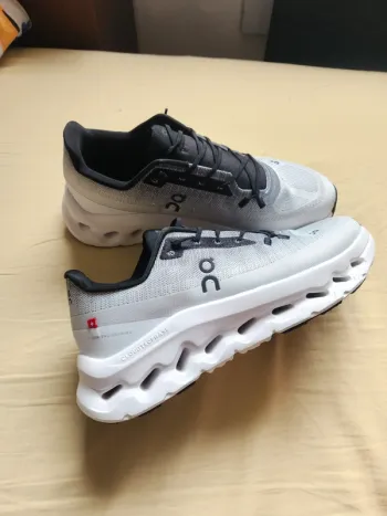 Used Orange Cloud Running Shoes