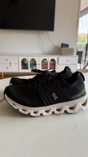On Running Schuhe Herren 41 Running Shoes d'occasion