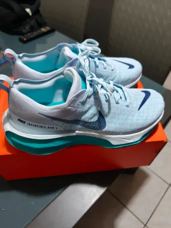 Nike Invincible Run 3 bike usato — immagine 3 di 8