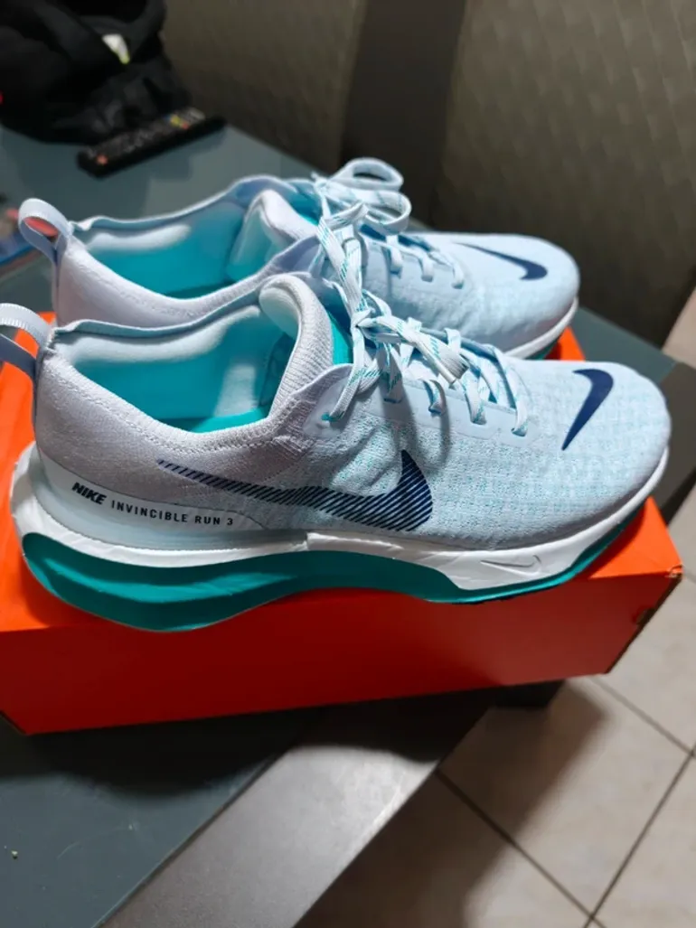 Nike Invincible Run 3 bike usato — immagine 3 di 8