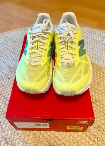 New Balance Rebel v5 Running Shoes usato